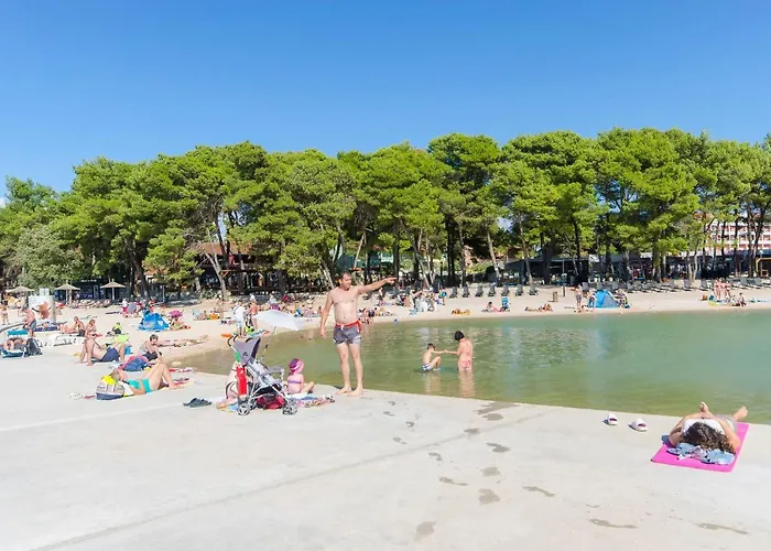 Apartment Summer Break Apartment